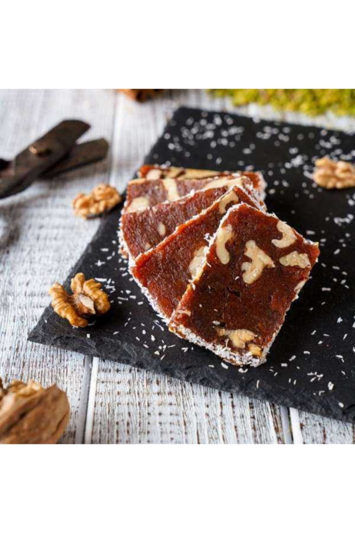 Yeni Ugur Walnut Carrot Confection 500 g - MALLTURK