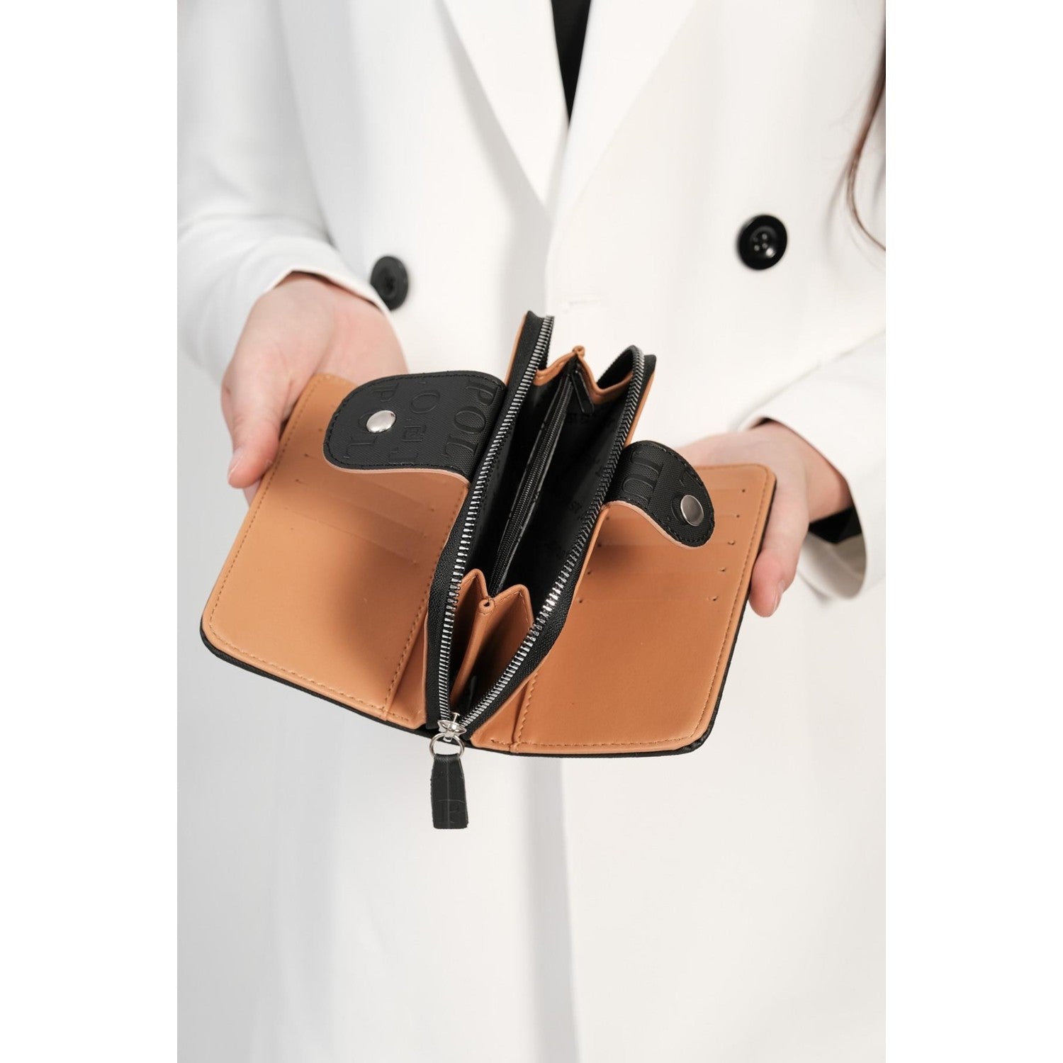 Just Polo Women's Black - Tan Vegan Wallet with 20 Card Capacity, 2 Compartments + Coin Compartment, Snap Closure. - MALLTURK