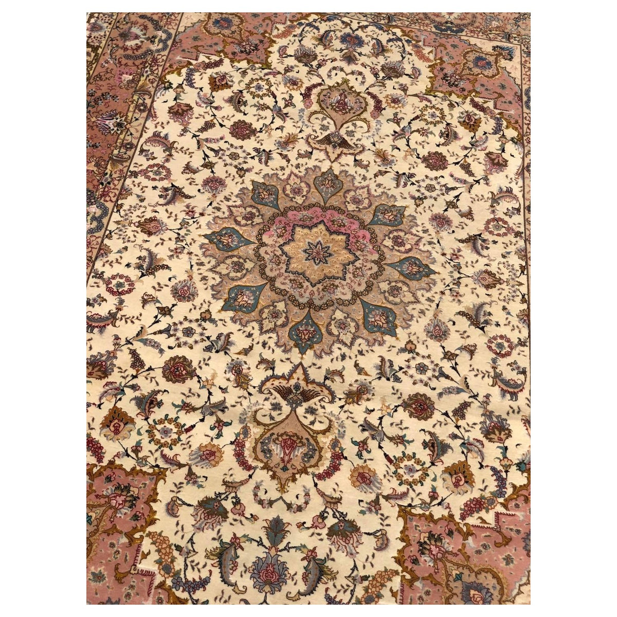 Hasyilmaz Hand-Woven Silk Wool Iranian Tabriz Rug - MALLTURK