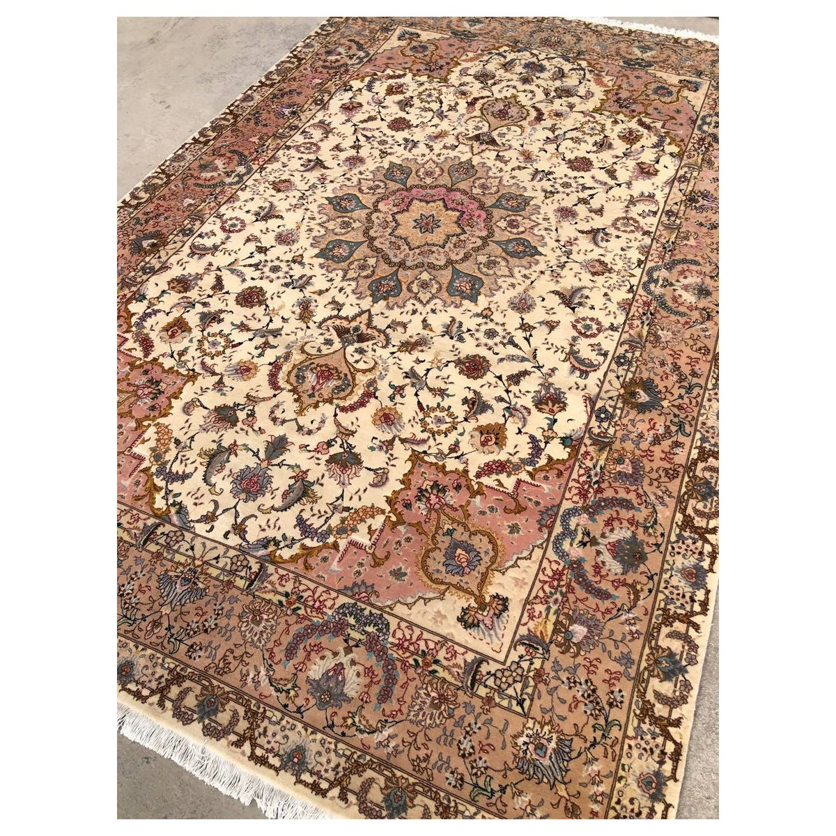 Hasyilmaz Hand-Woven Silk Wool Iranian Tabriz Rug - MALLTURK