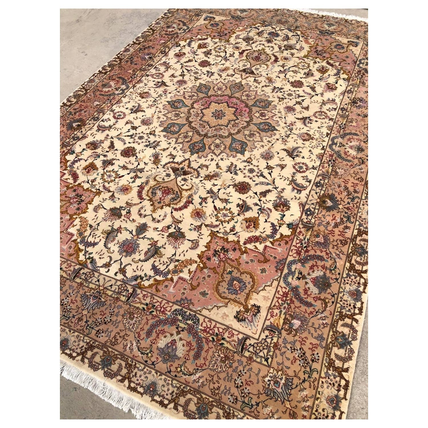 Hasyilmaz Hand-Woven Silk Wool Iranian Tabriz Rug - MALLTURK