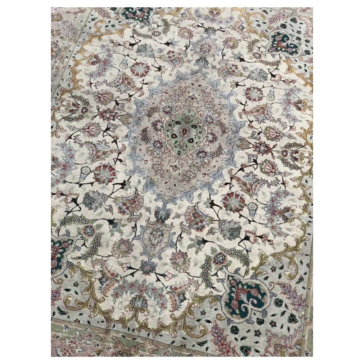 Hasyilmaz Hand-Woven Silk Wool Iranian Tabriz Rug - MALLTURK