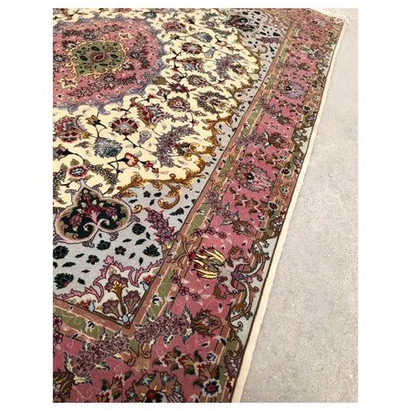 Hasyilmaz Hand-Woven Silk Wool Iranian Tabriz Rug - MALLTURK