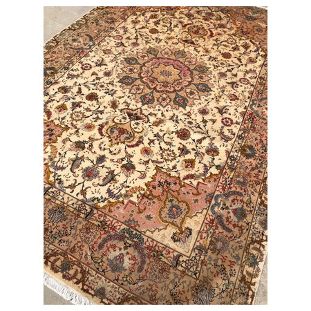 Hasyilmaz Hand-Woven Silk Wool Iranian Tabriz Rug - MALLTURK