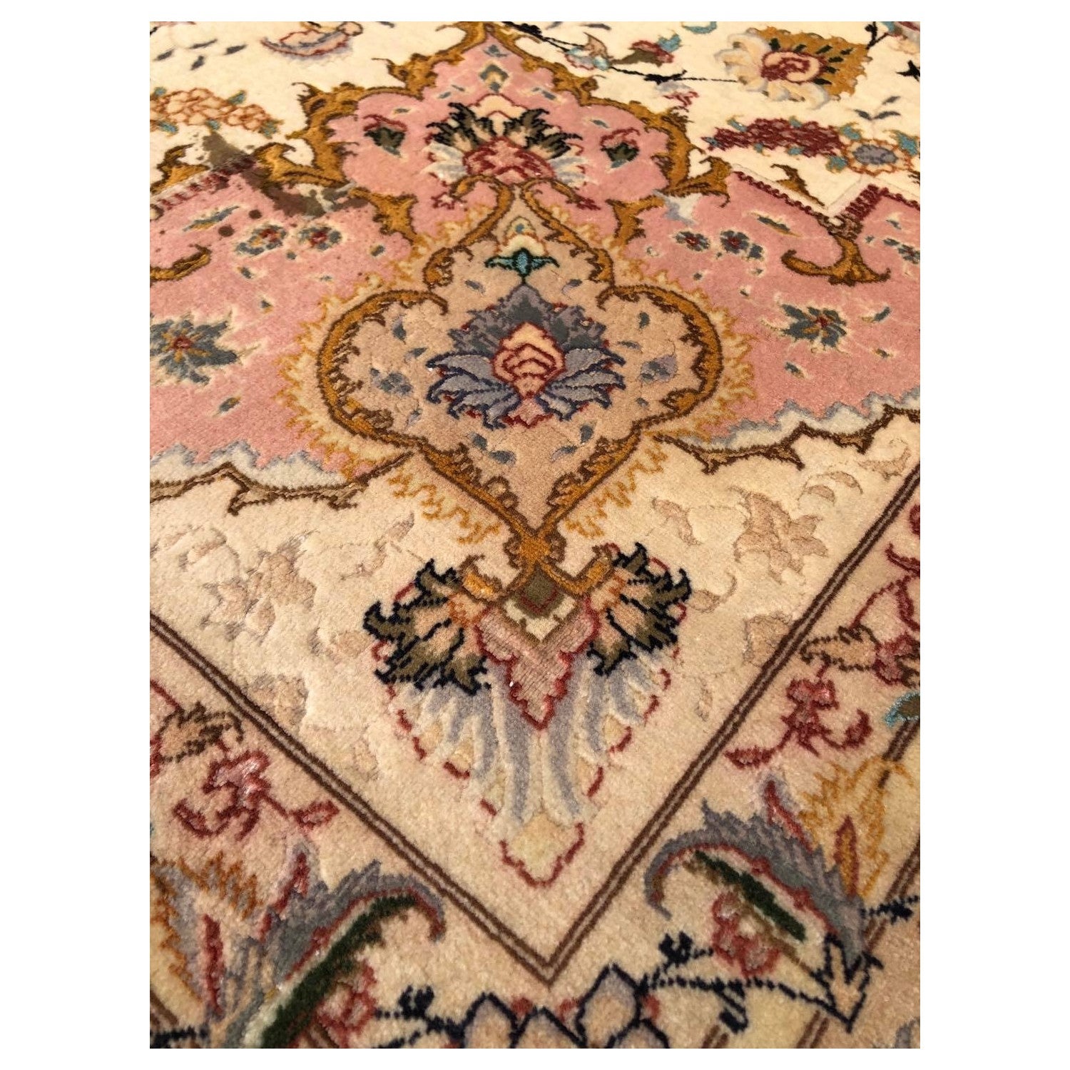 Hasyilmaz Hand-Woven Silk Wool Iranian Tabriz Rug - MALLTURK