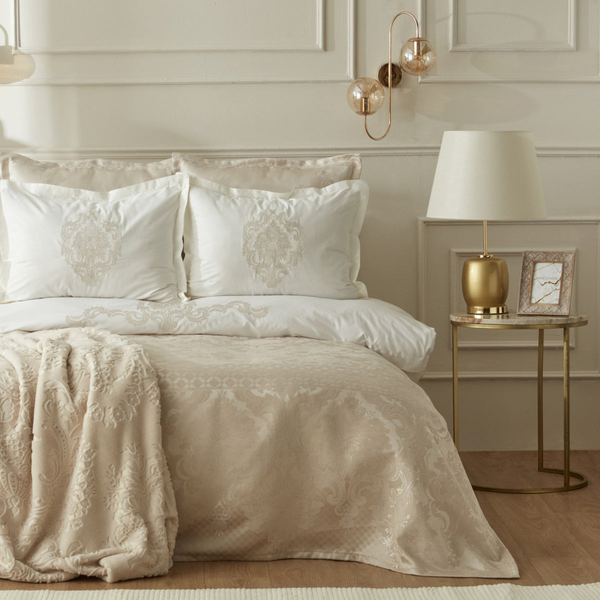 Karaca Home Tuğba Double 8-Piece Embroidered Plain Pattern Gold Color Bridal Set 200x220 cm - MALLTURK