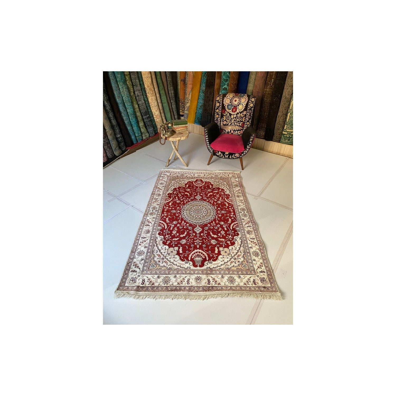 Sirvan Hali Hand-Woven Silk Rug 122 x 176 cm - MALLTURK