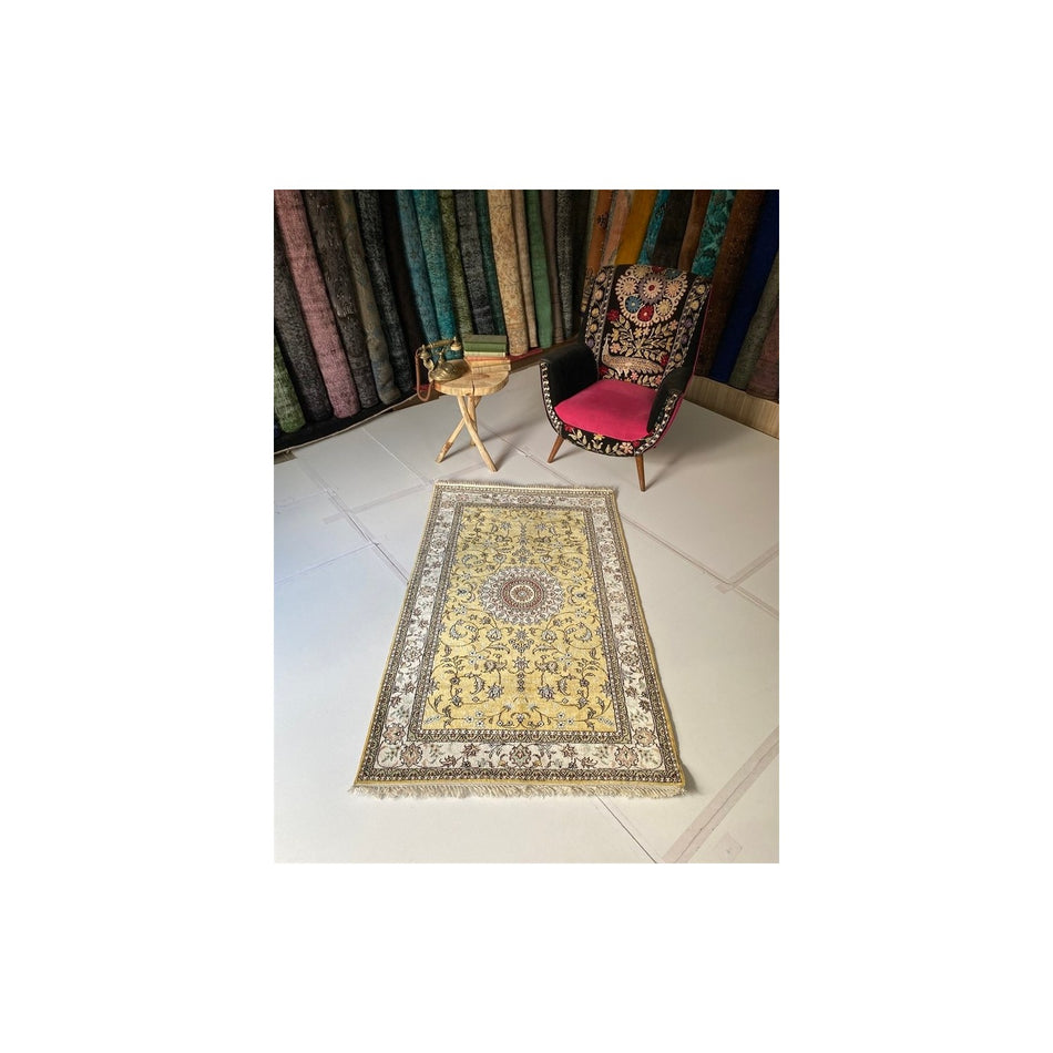 Sirvan Hali Hand-Woven Silk Rug 94 x 150 cm - MALLTURK