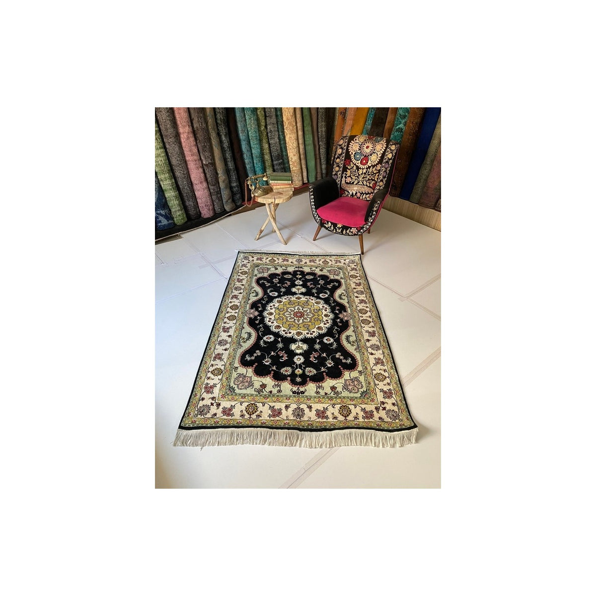 Sirvan Hali Hand-Woven Silk Rug 123 x 180 cm - MALLTURK