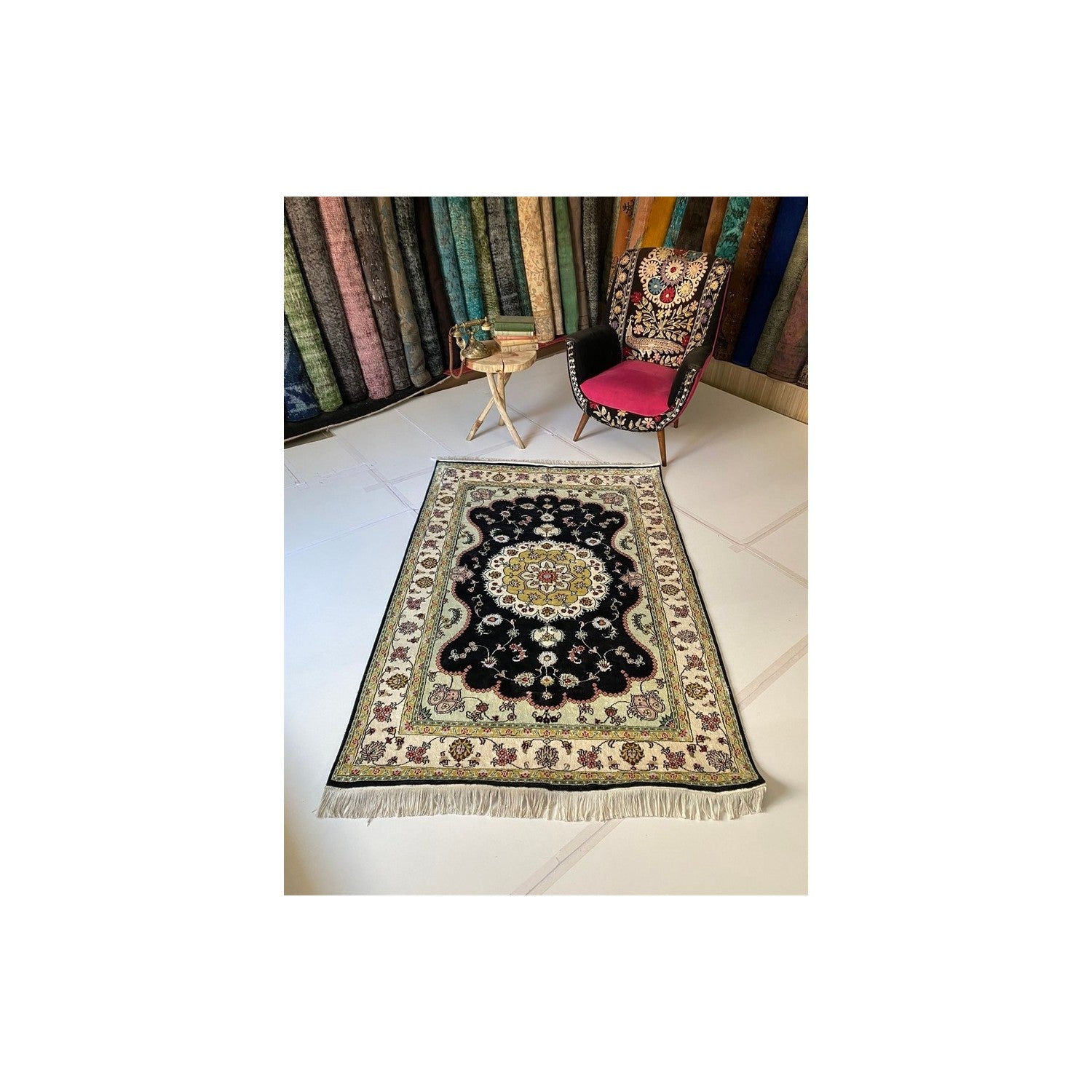Sirvan Hali Hand-Woven Silk Rug 123 x 180 cm - MALLTURK
