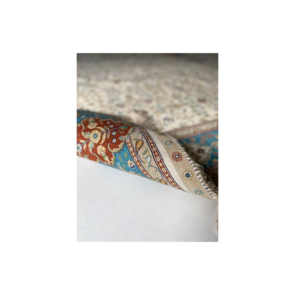 Sirvan Hali Hand-Woven Silk Rug 153 x 242 cm - MALLTURK