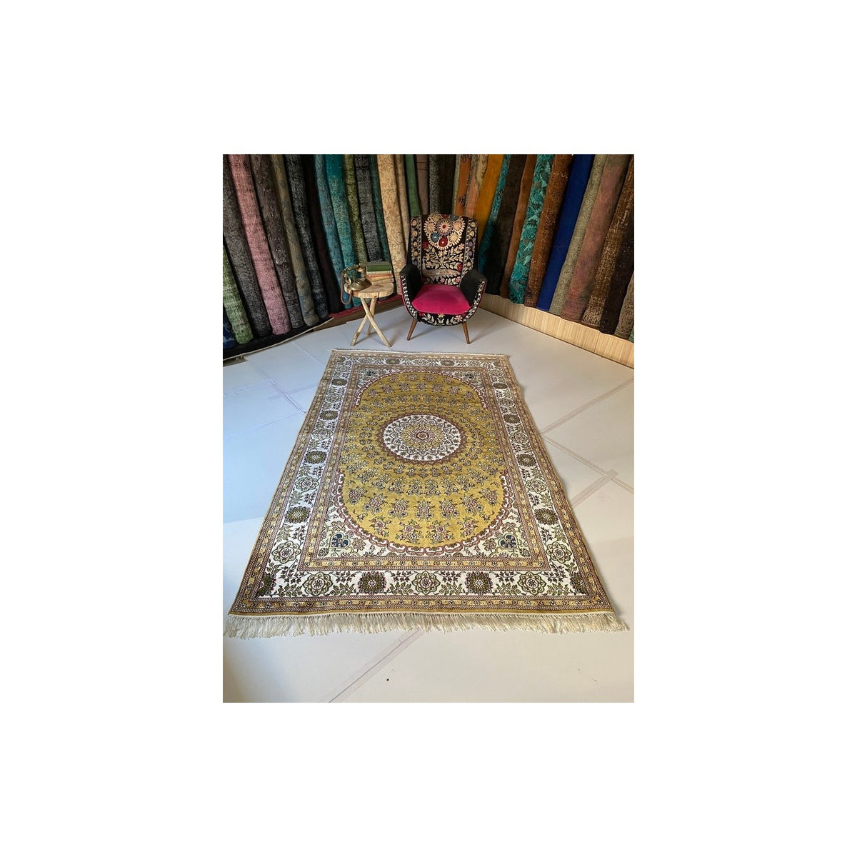 Sirvan Hali Hand-Woven Silk Rug 152 x 241 cm - MALLTURK