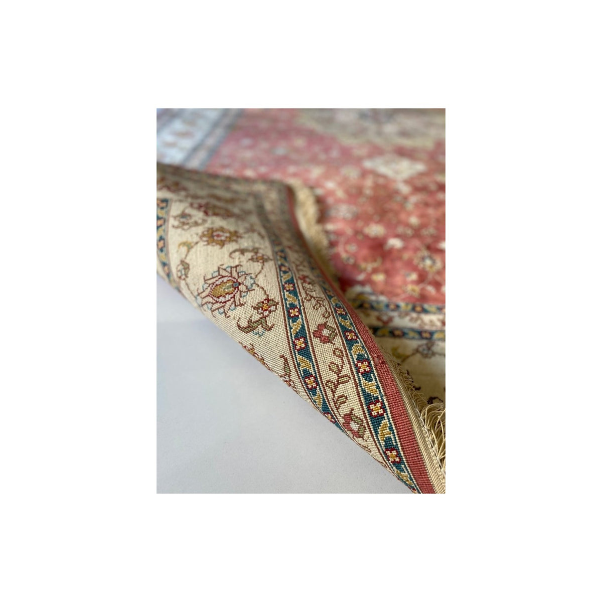 Sirvan Hali Hand-Woven Silk Rug 150 x 236 cm - MALLTURK