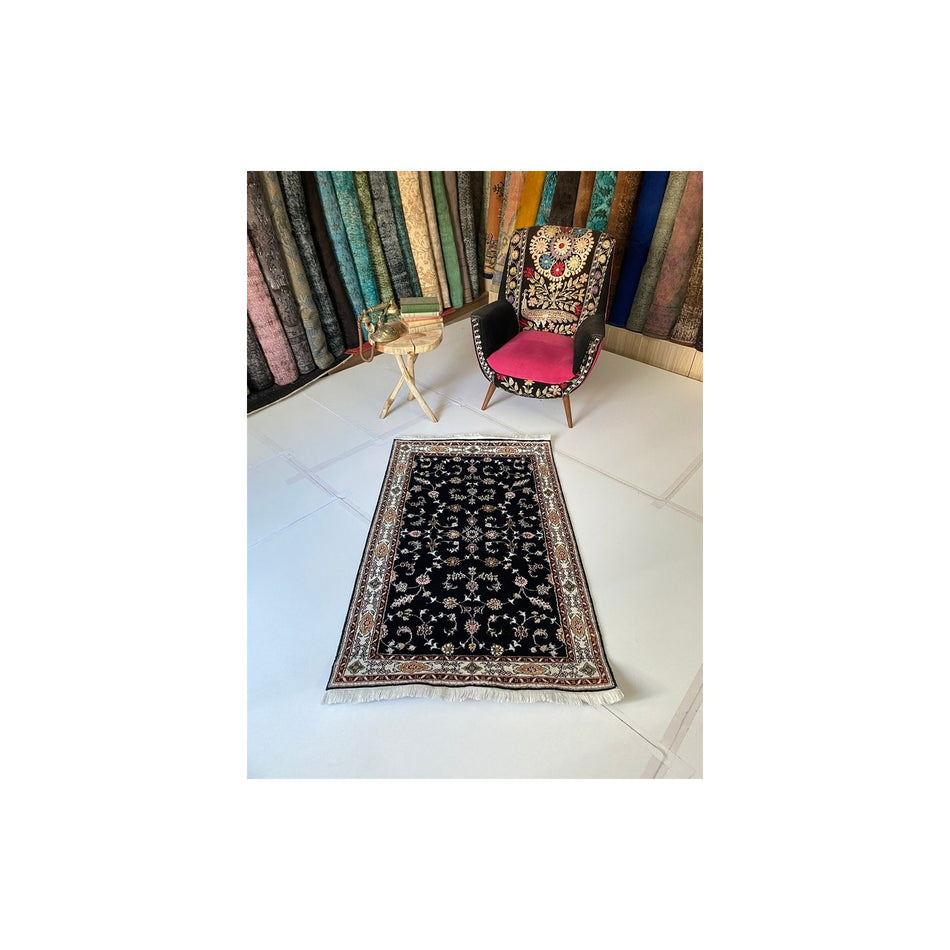 Sirvan Hali Hand-Woven Silk Rug 91 x 145 cm - MALLTURK