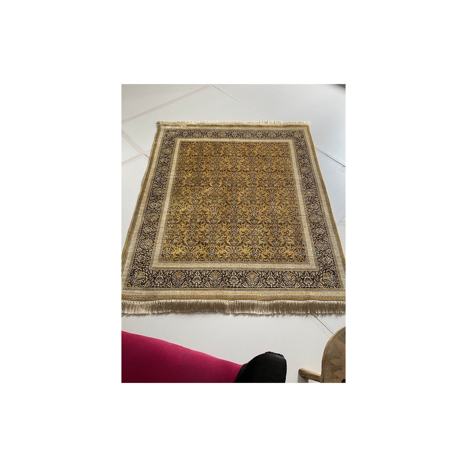 Sirvan Hali Hand-Woven Silk Rug 125 x 150 cm - MALLTURK