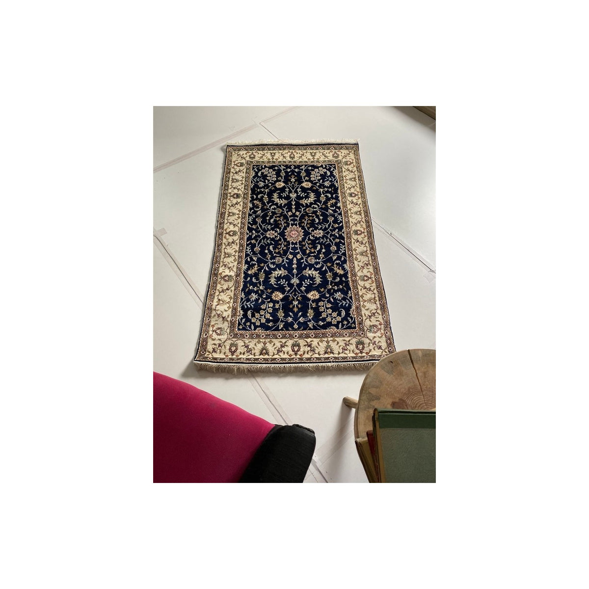 Sirvan Hali Hand-Woven Silk Rug 92 x 152 cm - MALLTURK