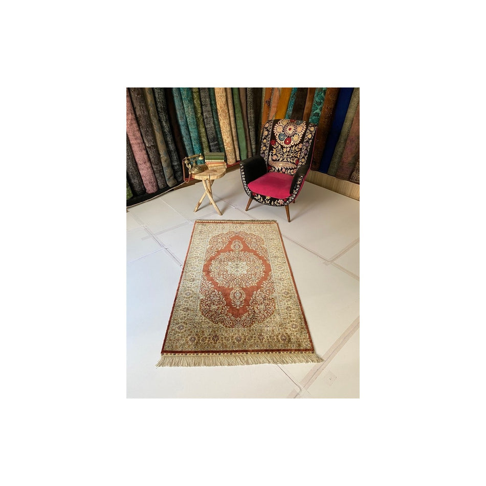 Sirvan Hali Hand-Woven Silk Rug 94 x 154 cm - MALLTURK
