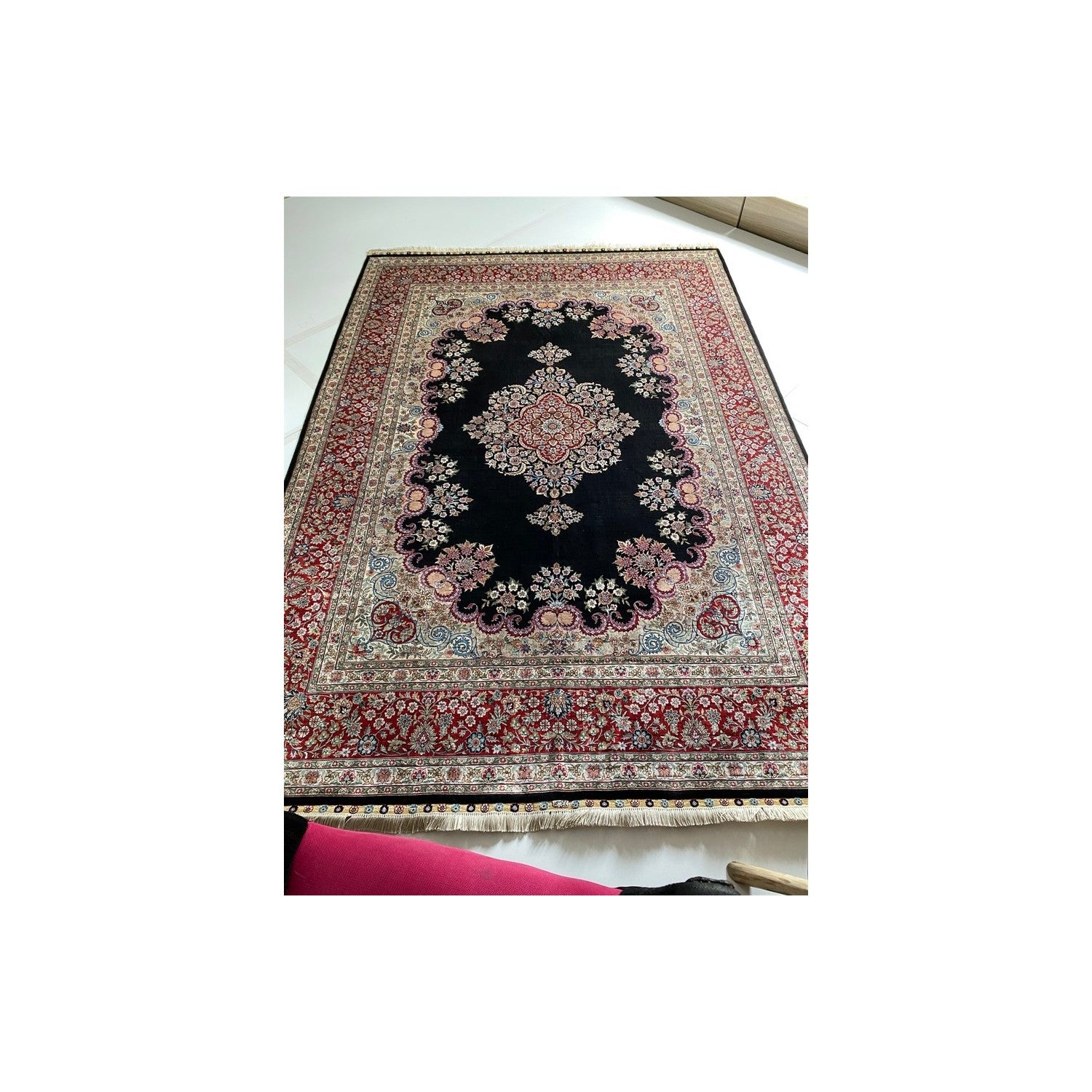 Sirvan Hali Hand-Woven Silk Rug 172 x 241 cm - MALLTURK