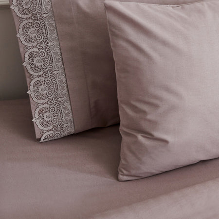 Karaca Home Valeria Queen 8-Piece Bridal Set, Rose Pink - MALLTURK