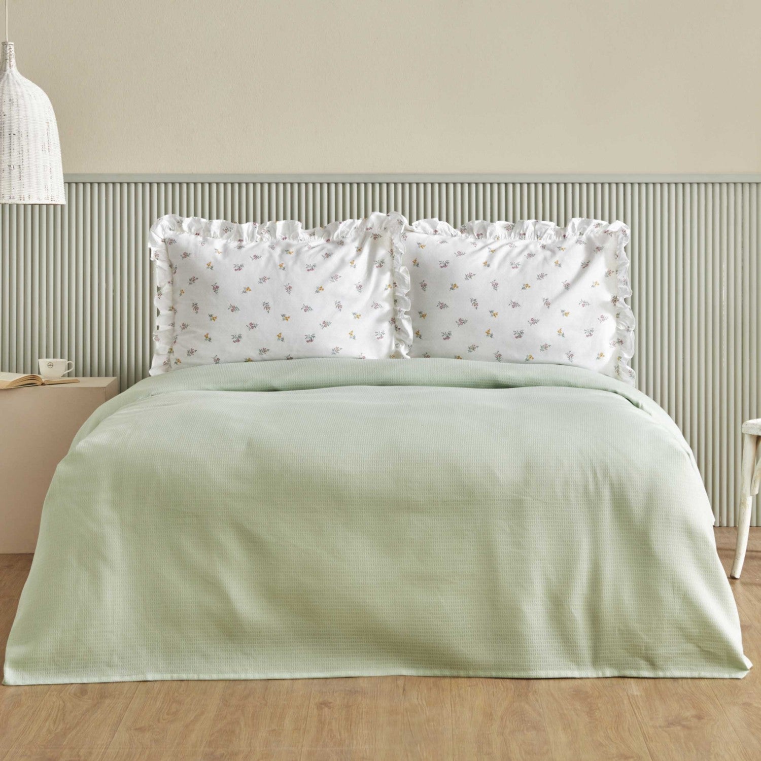 Karaca Home Lidya Cotton Double Bed Quilted Bedding Set, Green, 2 Pieces with Ruffled Pillowcases - MALLTURK