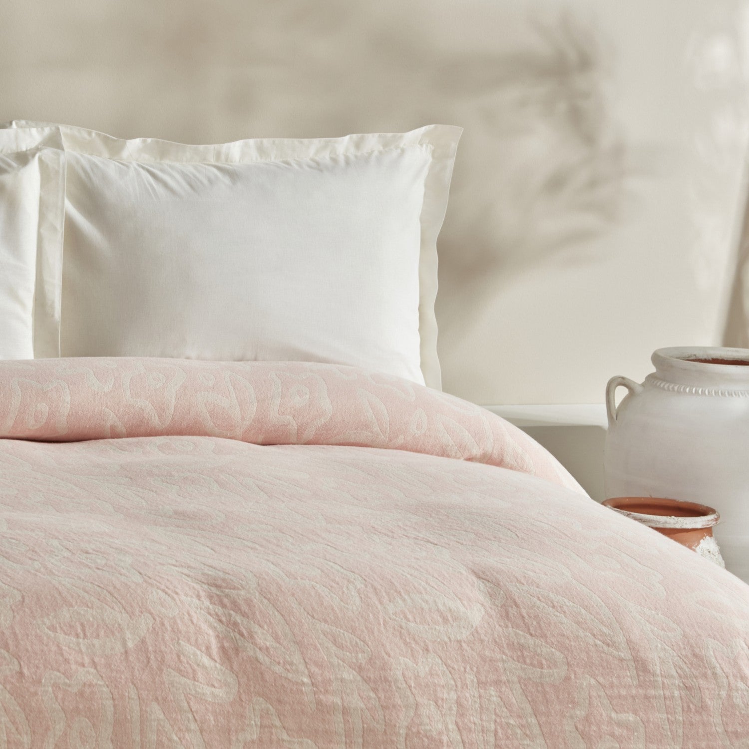 Karaca Home Bouquet Double Muslin Quilted Blanket, Baby Pink - MALLTURK