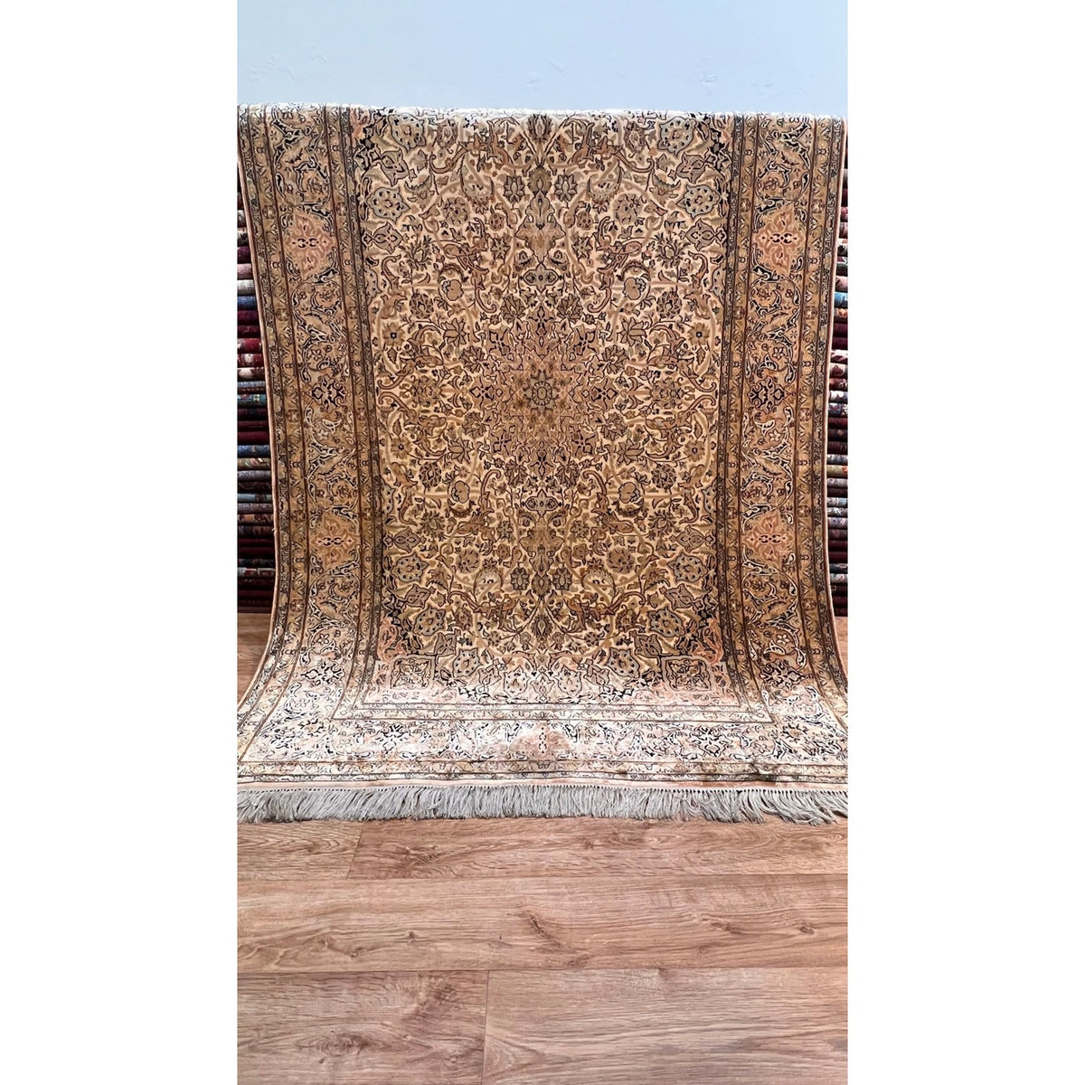 Turkmen Rug Cashmere Silk Halis 120 x 187 cm - MALLTURK