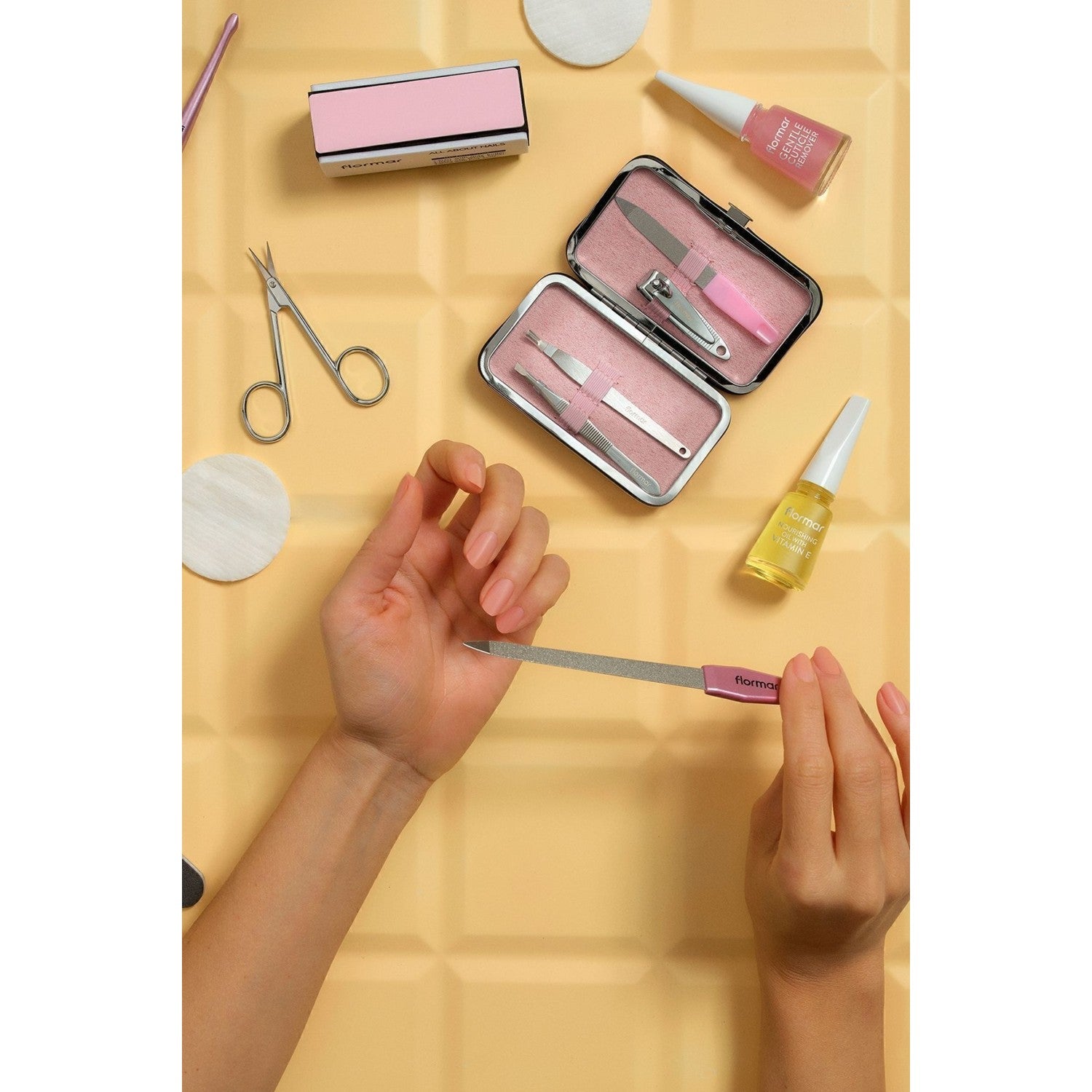 Flormar Manicure Set Manicure Tool Set - MALLTURK