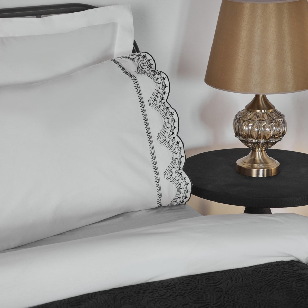 Karaca Home Orvel Double Embroidered Duvet Cover Set White - MALLTURK