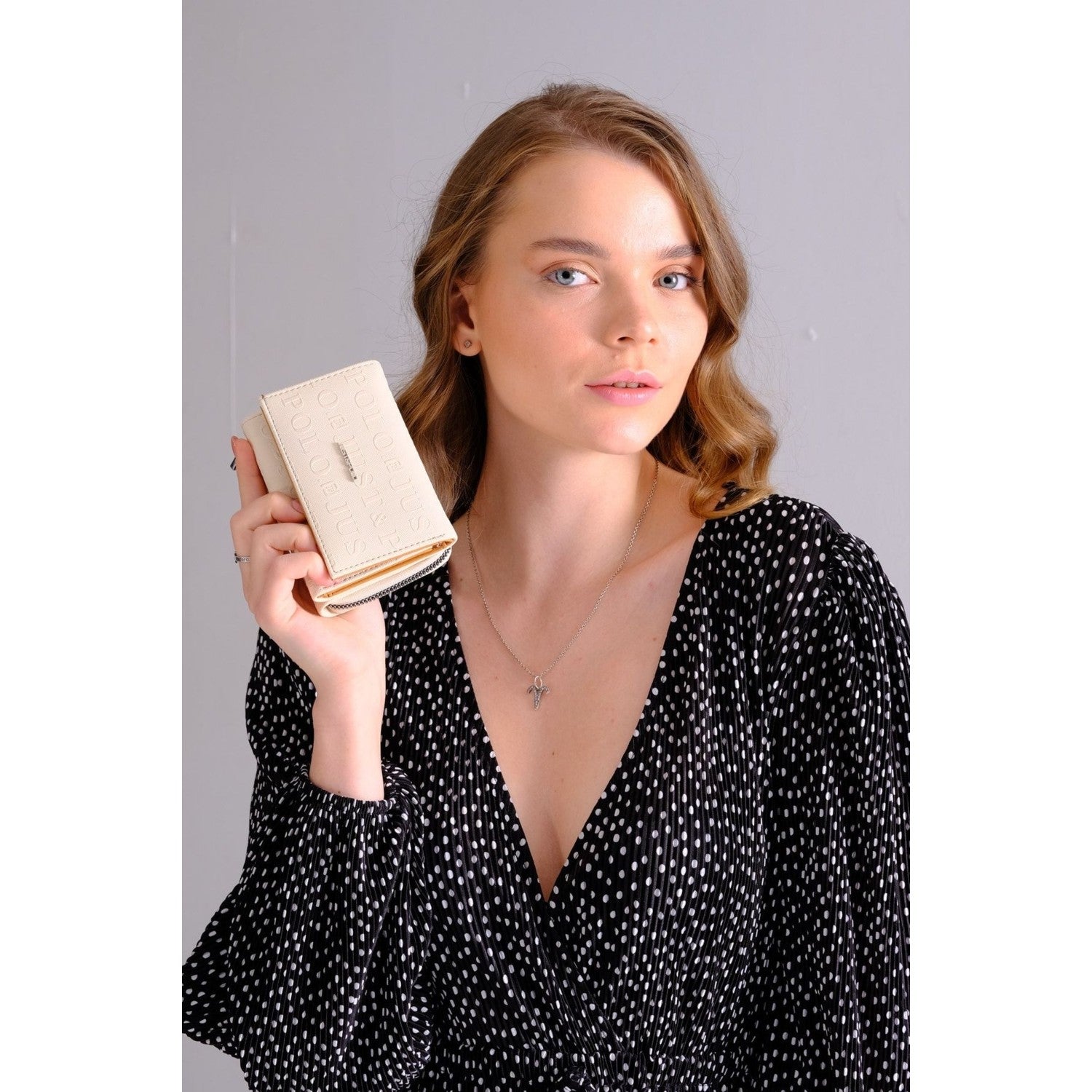 Just Polo Women's Cream Vegan Wallet with 6 Card Slots + 1 ID Card, Embossed Print, Snap and Zipper Closure. - MALLTURK