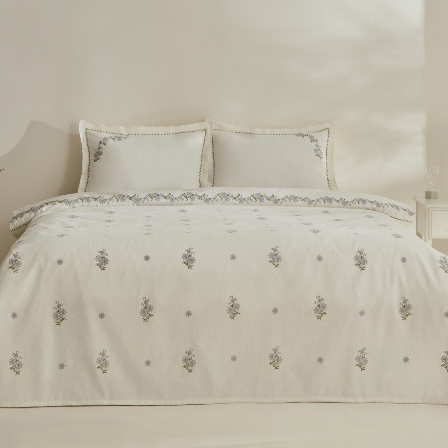 Karaca Home Vanes Double Embroidered Duvet Cover and Pique Set Blue - MALLTURK