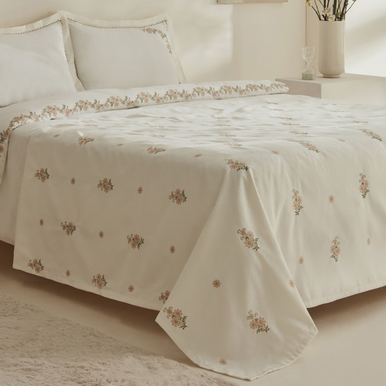 Karaca Home Vanes Beige Double Embroidered Duvet Cover and Quilt Set, 200 x 220 cm, Polyester Patterned - MALLTURK