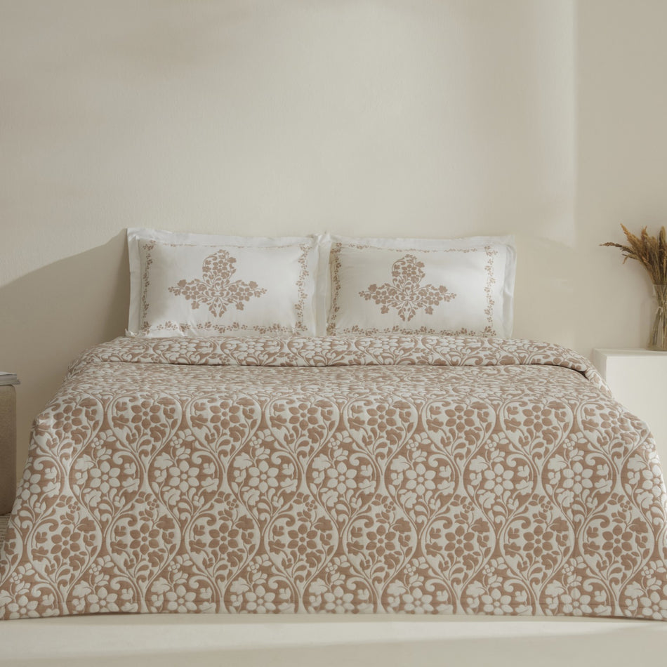 Karaca Home Tiara Beige Double Bedspread Set with Embroidered Cotton Fabric and Pillows - MALLTURK
