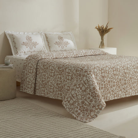 Karaca Home Tiara Beige Double Bedspread Set with Embroidered Cotton Fabric and Pillows - MALLTURK