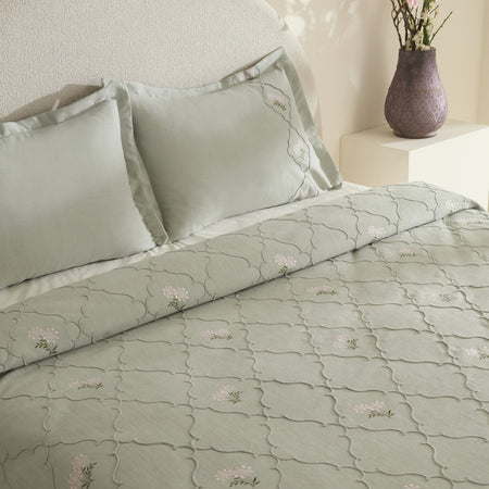 Karaca Home Myra Double Floral Bedspread Sage - MALLTURK