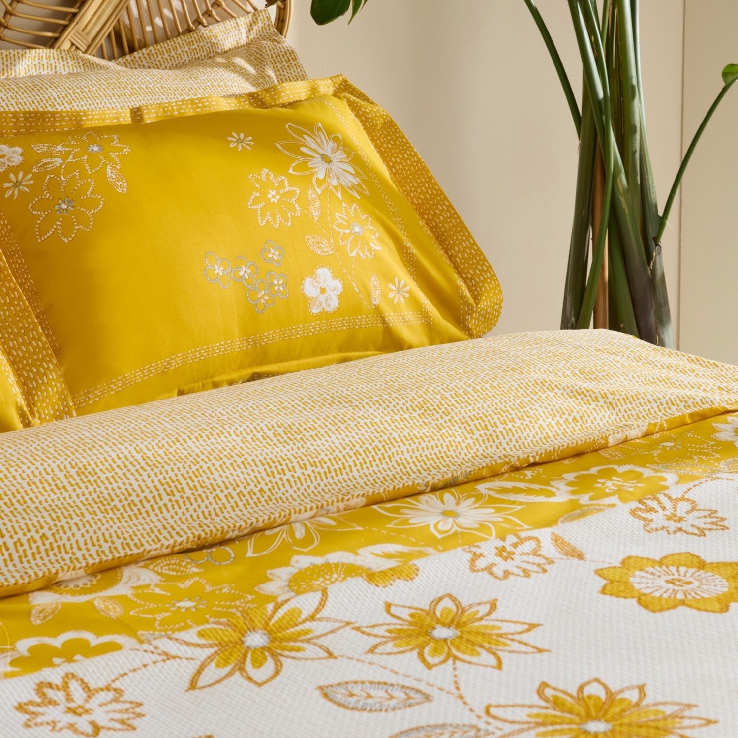 Karaca Home Vespera 100% Cotton Double Duvet Cover and Quilt Set Mustard - MALLTURK
