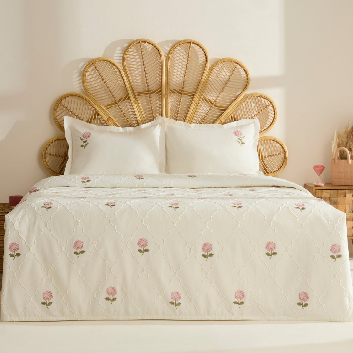 Karaca Home Hilary Flower Embroidered Double Bedspread/Quilt Set, Powder Pink - MALLTURK