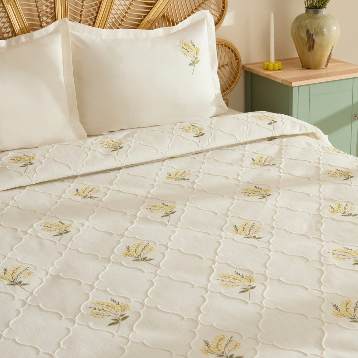 Karaca Home Shaela Floral Embroidered Double Bedspread/Quilt Set Yellow - MALLTURK