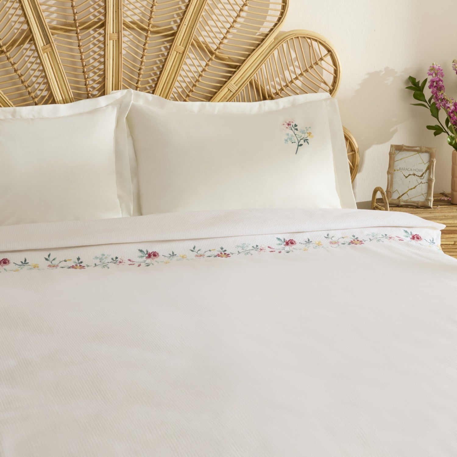 Karaca Home Liana Floral Embroidered 100% Cotton Double Bed Quilt Set White - MALLTURK