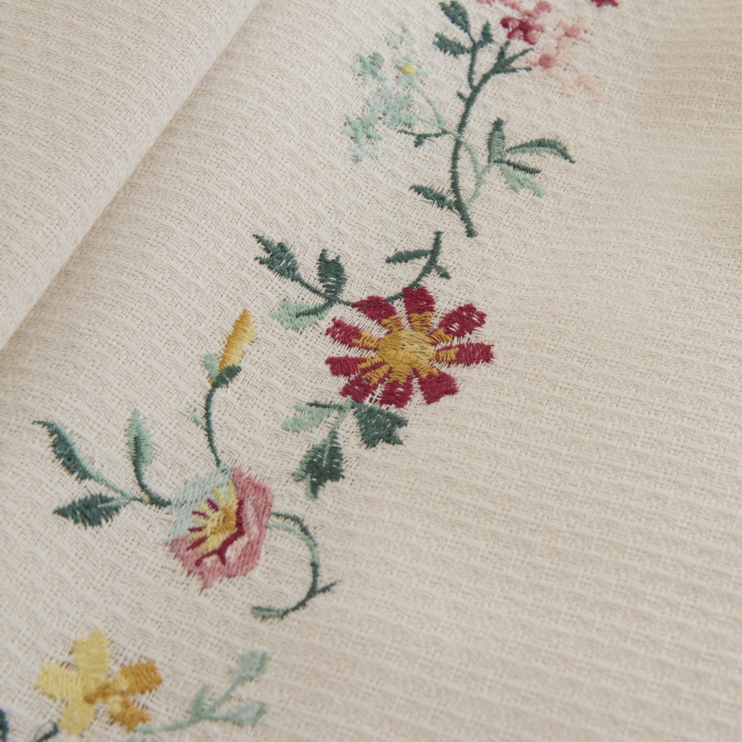 Karaca Home Liana Floral Embroidered 100% Cotton Double Bed Quilt Set White - MALLTURK