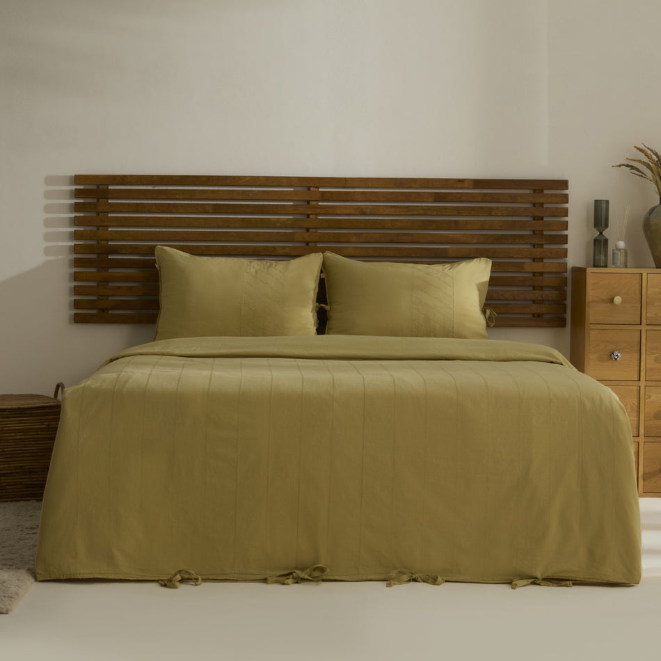 Karaca Home Carmine %100 Cotton Embroidered Buttoned Garment Washed Double Duvet Cover Set Green - MALLTURK