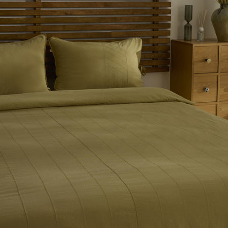 Karaca Home Carmine %100 Cotton Embroidered Buttoned Garment Washed Double Duvet Cover Set Green - MALLTURK