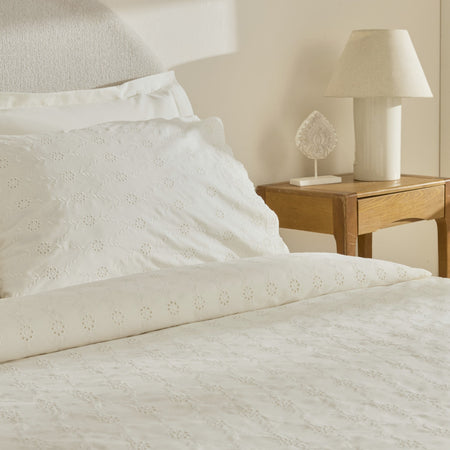 Karaca Home Vivien Embroidered %100 Cotton Double Duvet Cover Set Ecru - MALLTURK