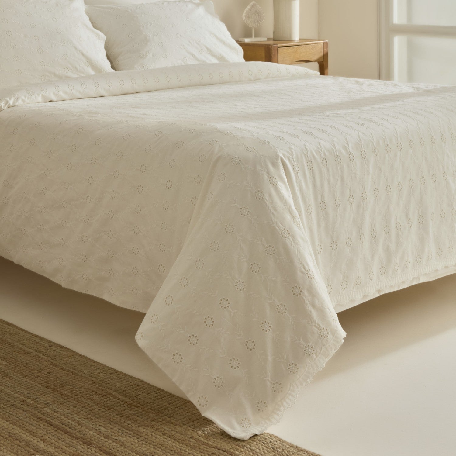 Karaca Home Vivien Embroidered %100 Cotton Double Duvet Cover Set Ecru - MALLTURK