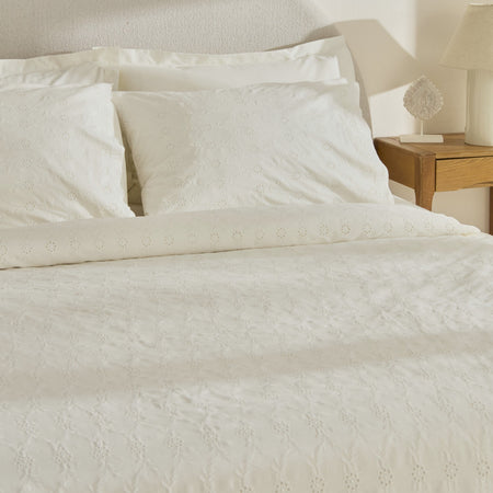 Karaca Home Vivien Embroidered %100 Cotton Double Duvet Cover Set Ecru - MALLTURK