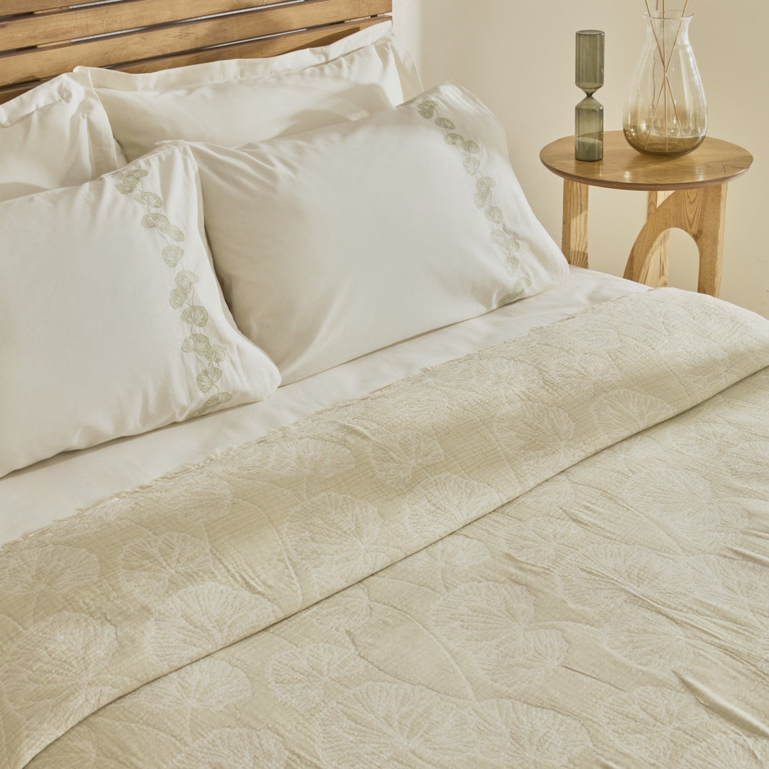 Karaca Home Ginkgo Leaf Muslin Embroidered Double Bed Quilt Set, Sage - MALLTURK