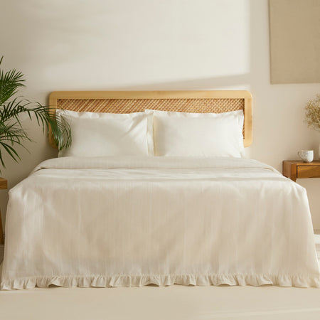 Karaca Home Maye 100% Cotton Ruffled Single Quilted Blanket White - MALLTURK