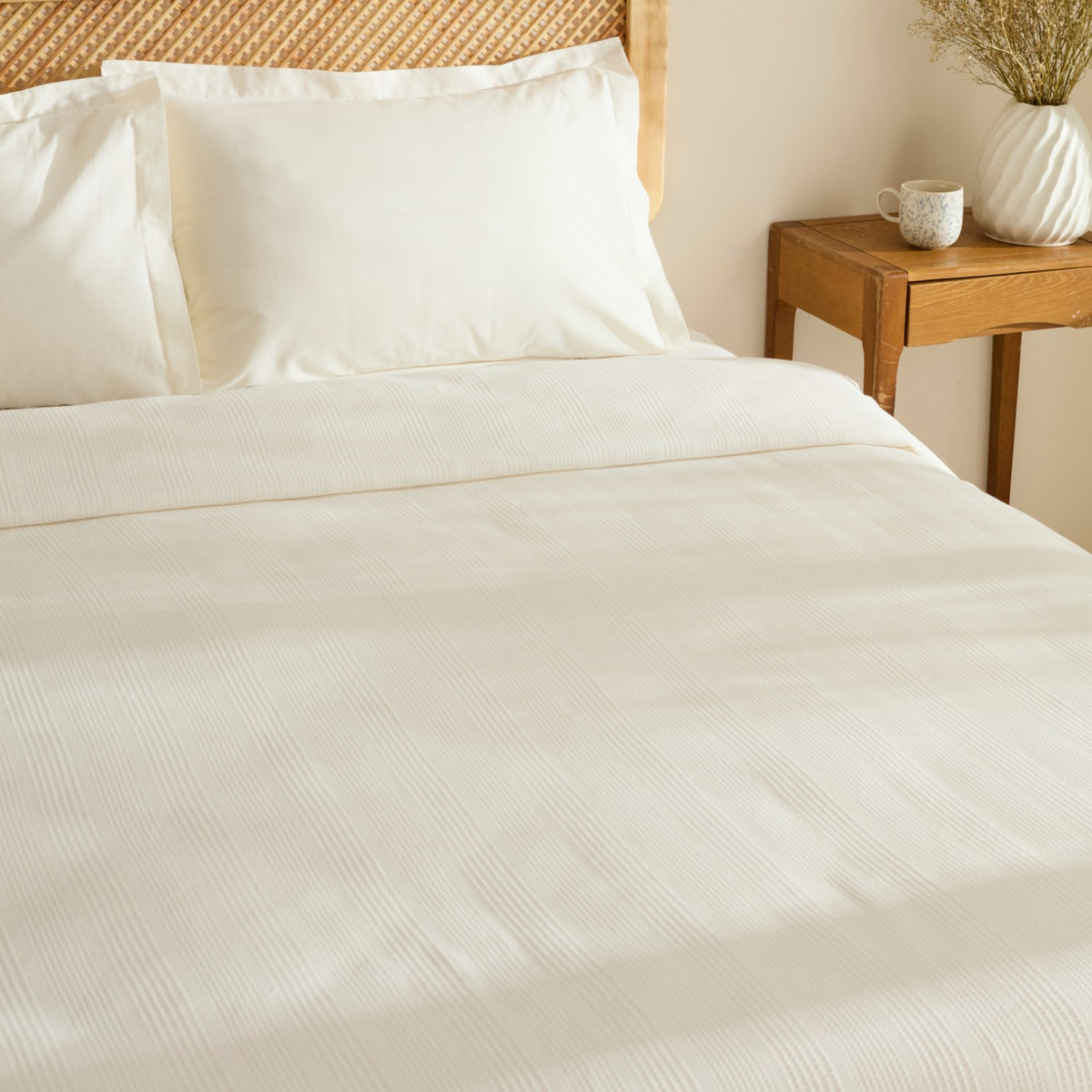 Karaca Home Maye 100% Cotton Ruffled Single Quilted Blanket White - MALLTURK
