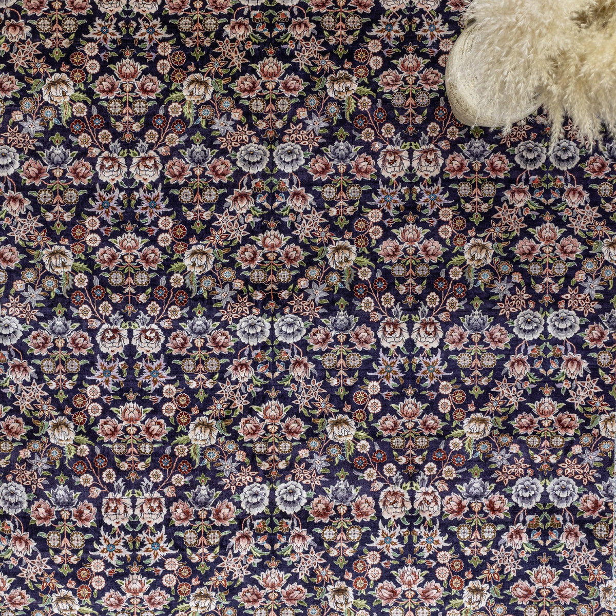 Soho Antiq Sariya Scattered Floral Pattern Silk Rug 277X359 cm - MALLTURK