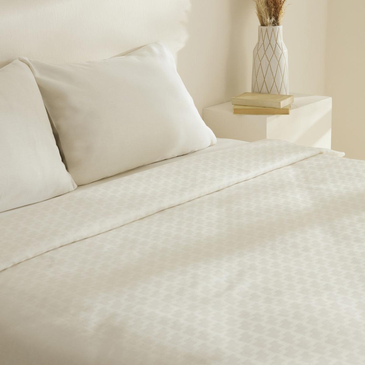 Karaca Home Sarra Britli Bamboo Double Bed Quilted Bedding Set, Ecru - MALLTURK