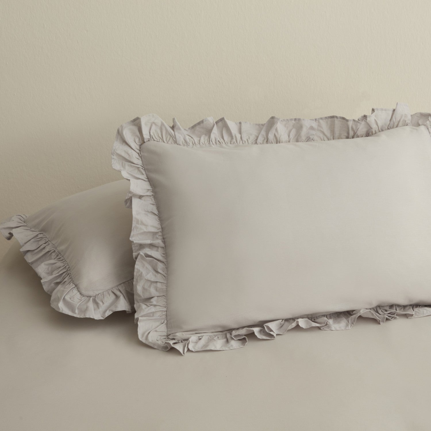 Karaca Home Basic Set of 2 Ruffled Pillowcases, Grey - MALLTURK